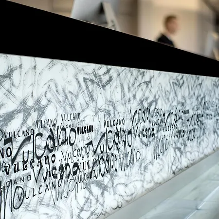 Spring Vulcano פלאייה דה לאס אמריקס