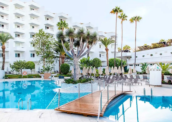 Otel Spring Vulcano 4*